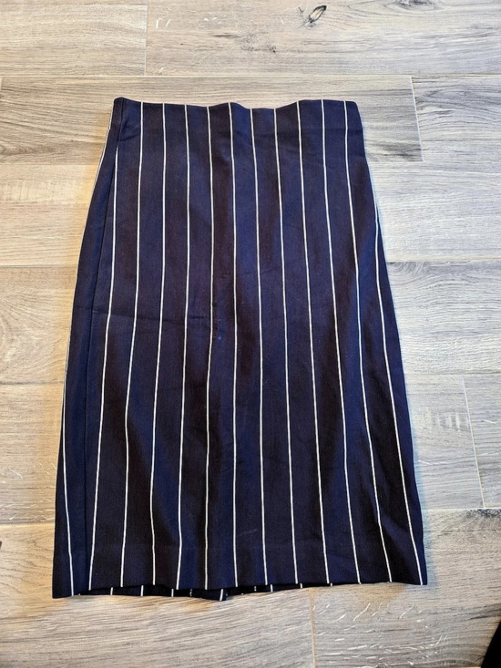 Ann Taylor Striped Midi Skirt in Blue & White Size XS Like New
